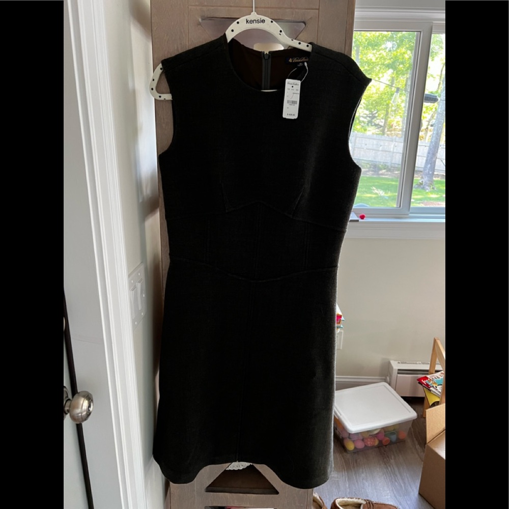 Brooks Brothers size 10 gray dress